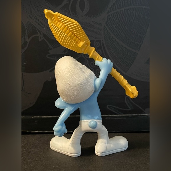2011 McDonalds The Smurfs Clumsy Smurf figure - Picture 4 of 5
